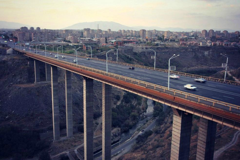 Davtashen Bridge-埃里温必去景点