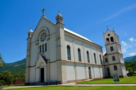 Maquine旅游景点-Igreja Matriz Santo Andre Avelino