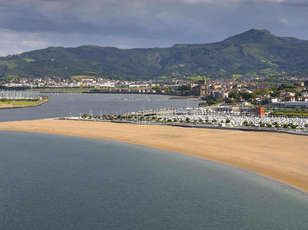 Playa de Hondarribia-富恩特拉比亚必去景点