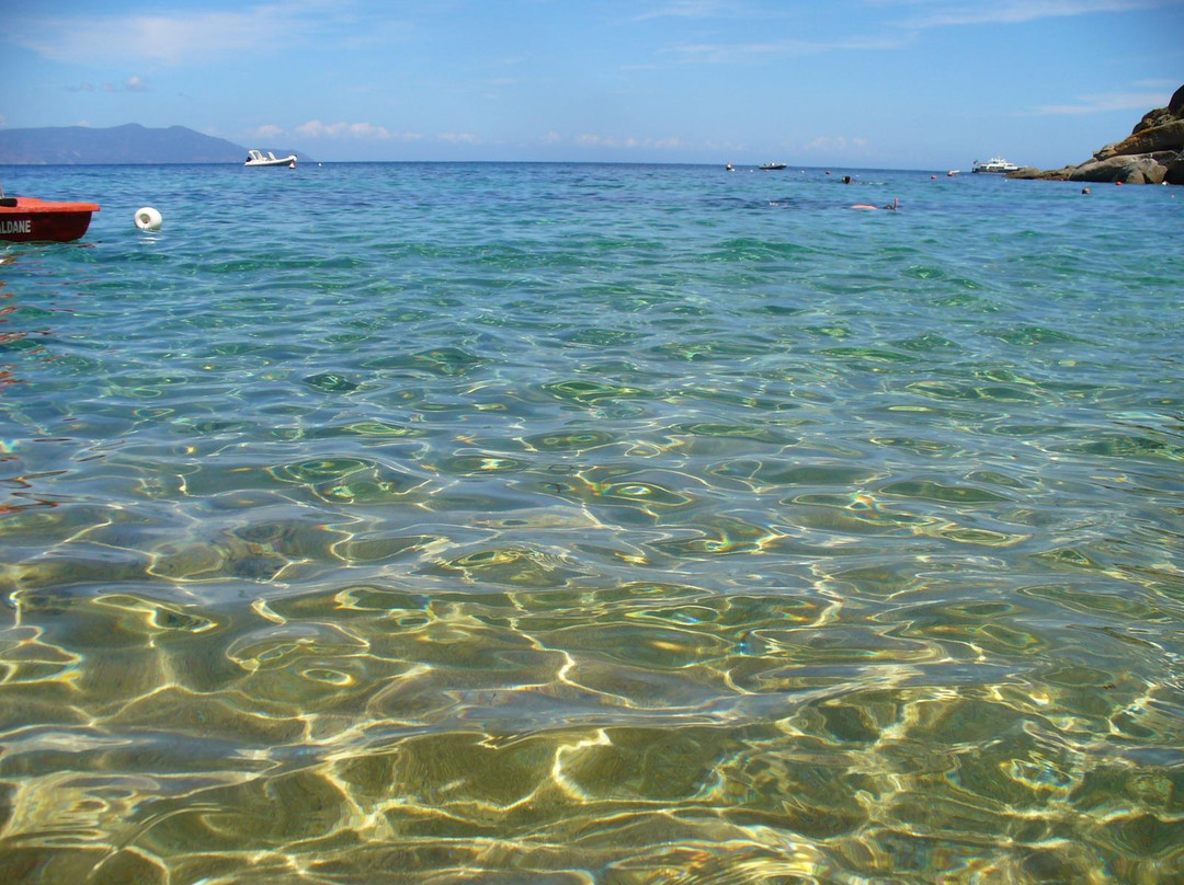 Spiaggia delle Caldane-Isola del Giglio必去景点