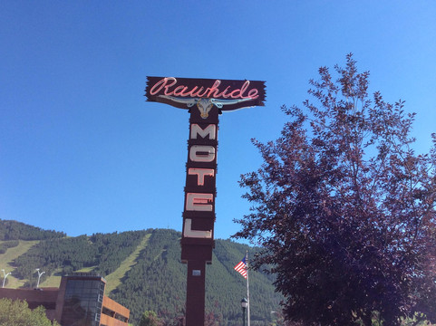 Rawhide Motel主图