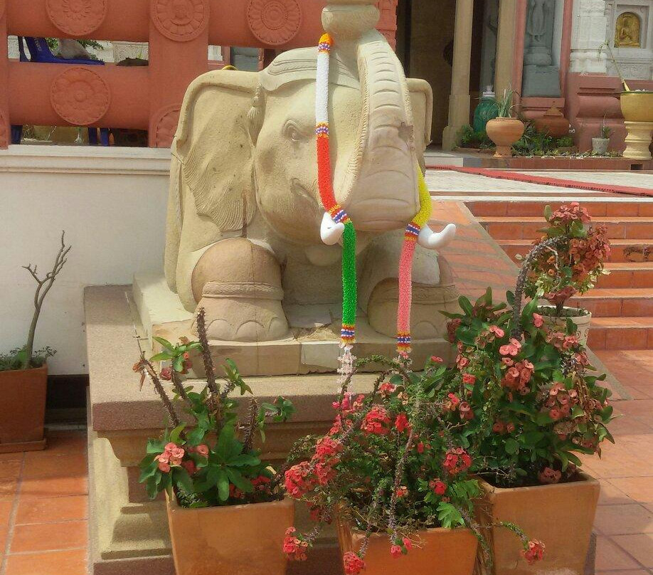 Siriwatanawisut Temple景点图片