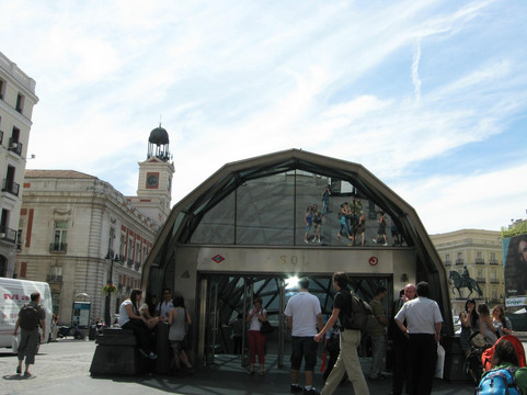 太阳门广场-马德里必去景点