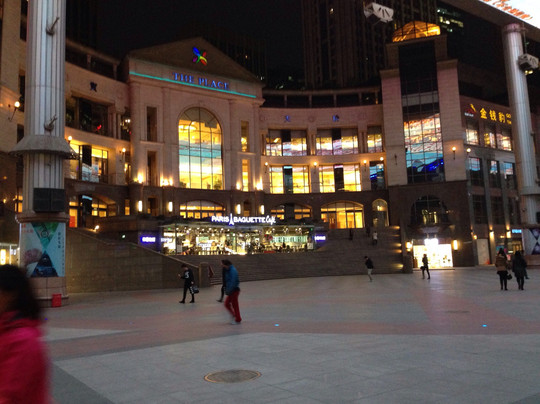 世贸天阶-北京市必去景点