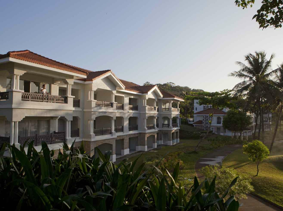 球道蓝水球场-长滩岛必去景点