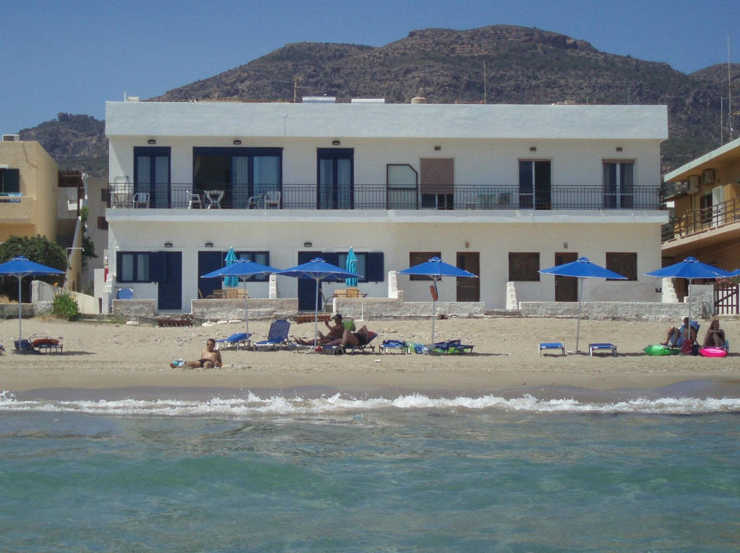 Yialos Studios-Apartments