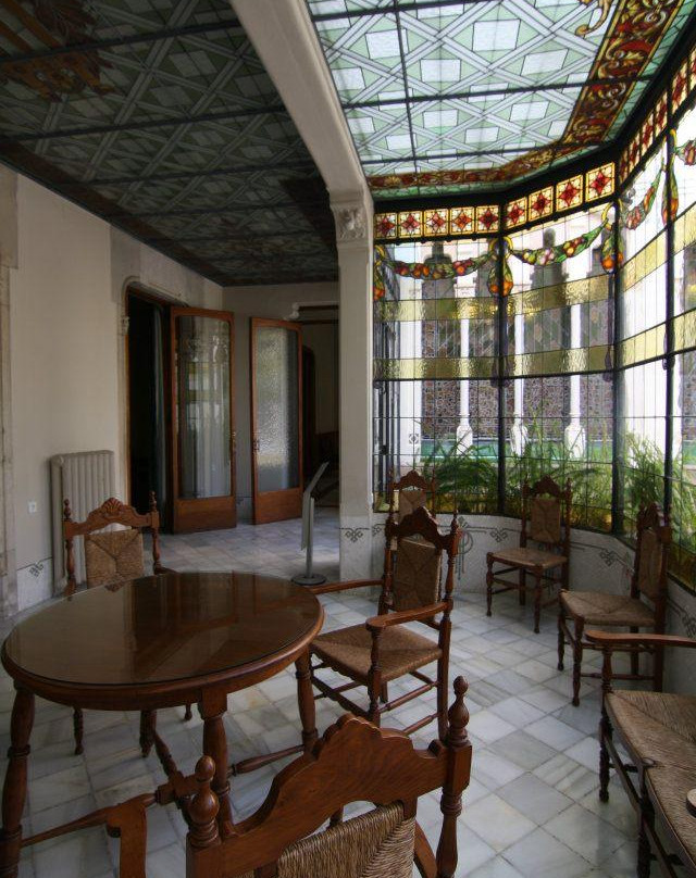 Casa Alegre De Sagrera-Terrassa必去景点