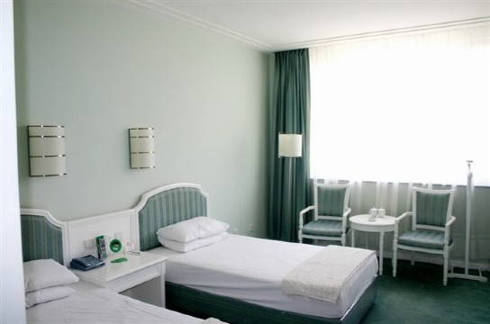 秦皇岛海滨花园大酒店-官方