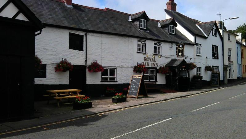The Royal Oak-官方
