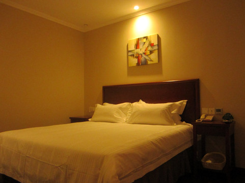 格林豪泰青岛胶州大同大厦快捷酒店主图