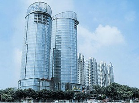 君临天下大酒店主图