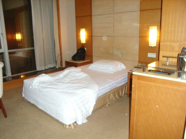 吉泰酒店(上海第九人民医院店)-客卧