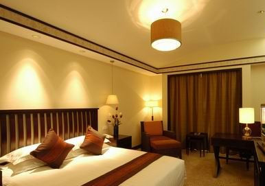 陆羽山庄度假酒店主图