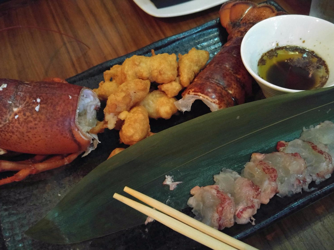 Five Fusion & Sushi Bar