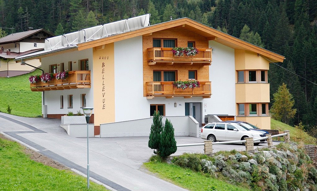 Aschbach酒店住宿-Haus Bellevue