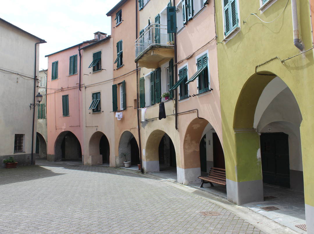 Castello Fieschi - Borgo Rotondo景点图片
