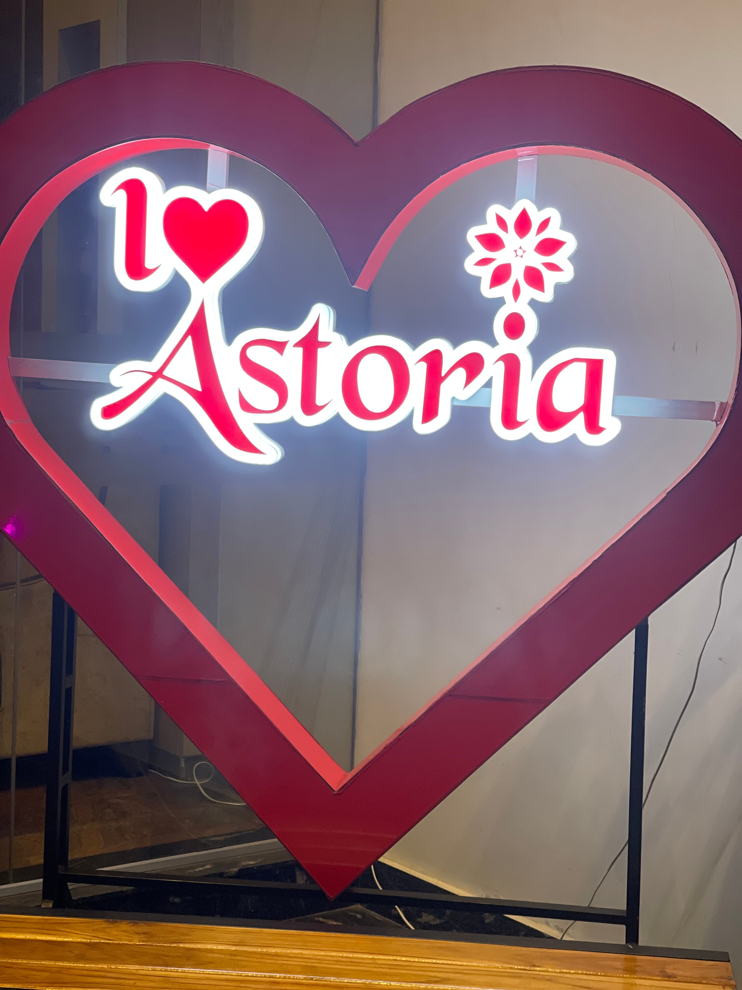 The Grand Astoria-官方