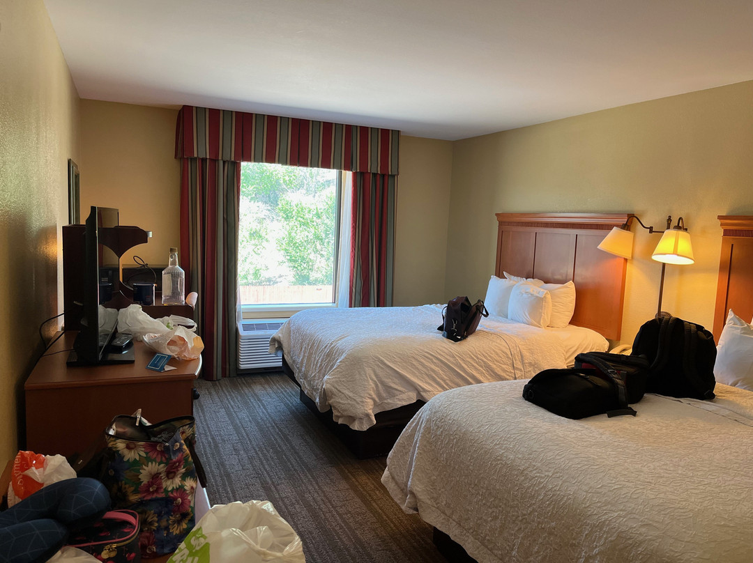 坎伦城希尔顿恒庭酒店主图