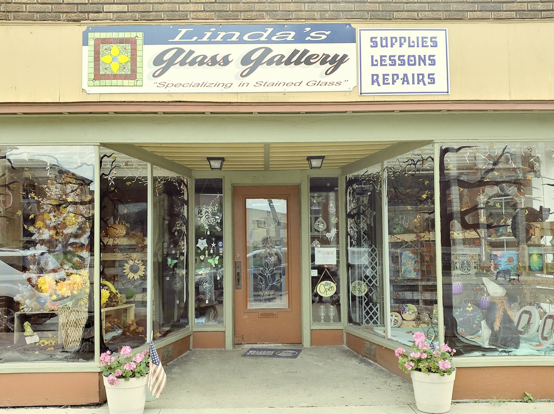 Linda's Glass Gallery