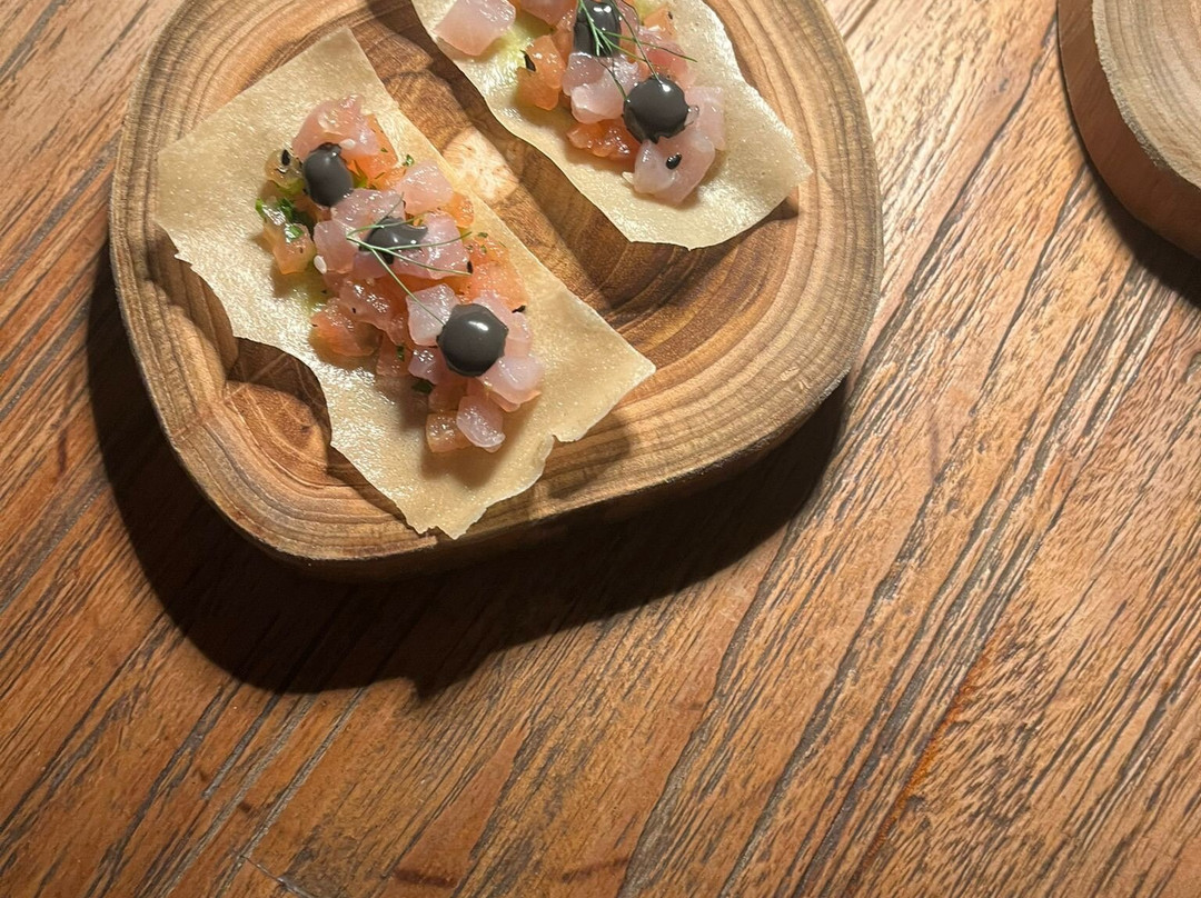 Biña Restaurant & Bar