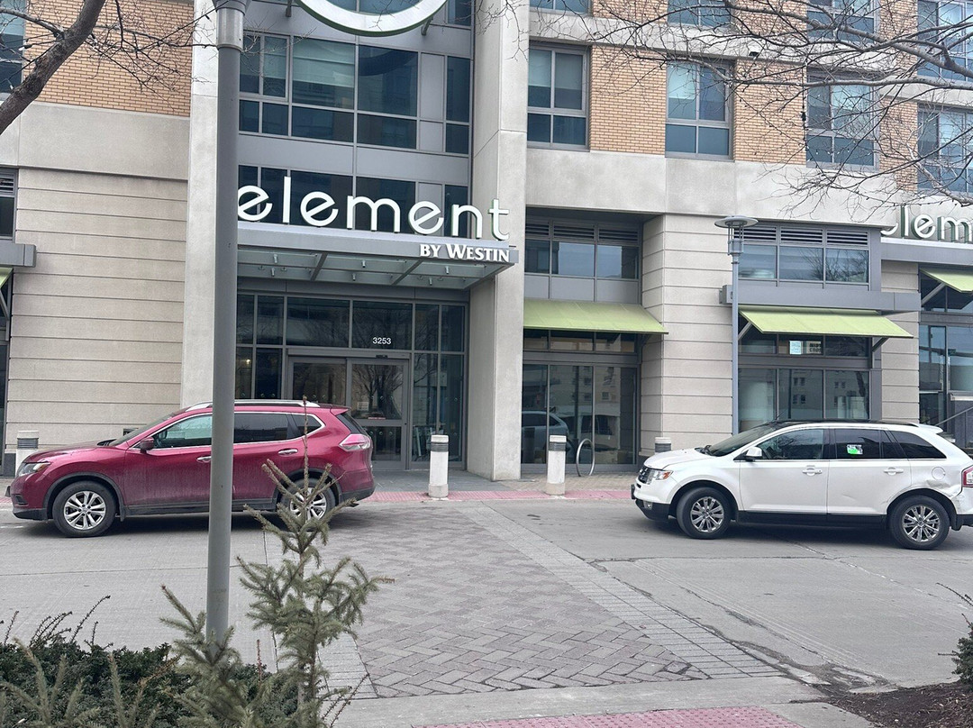 奥马哈城隧道源宿酒店主图