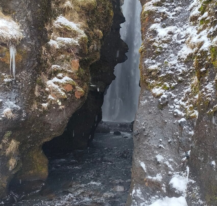 Gljufrabui Waterfalls景点图片