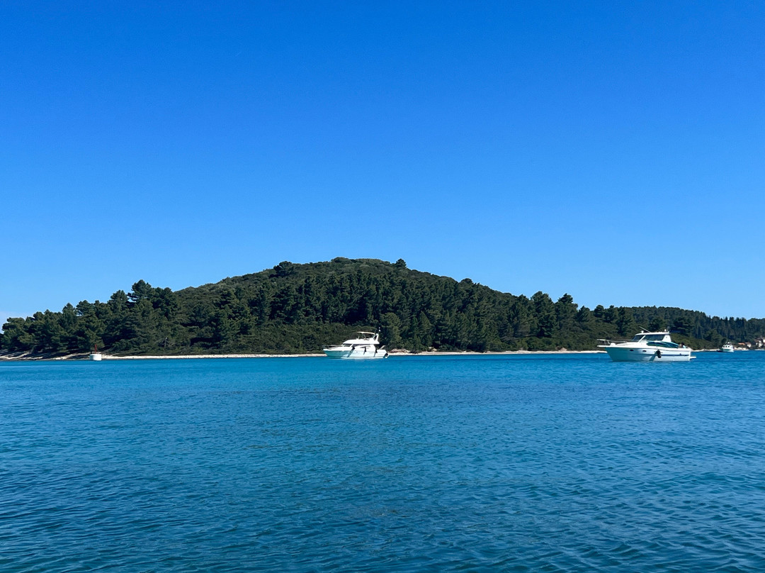 Commodore Yachting Croatia-苏佩塔尔必去景点