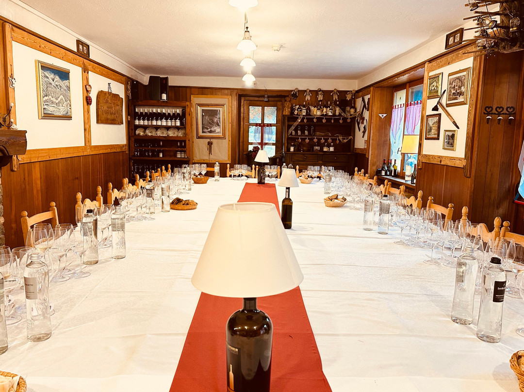 Paramont Hotel Ristorante主图
