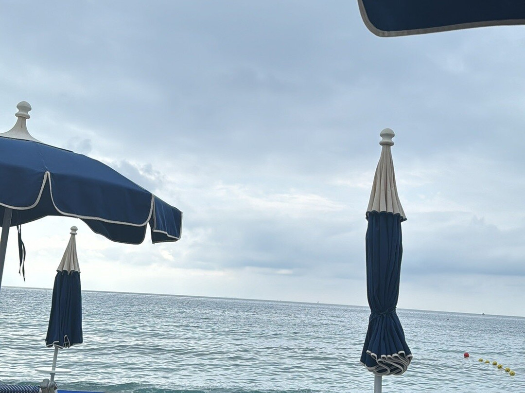 Spiaggia Ex Soggiorno Leonessa-彼得拉－利古雷必去景点