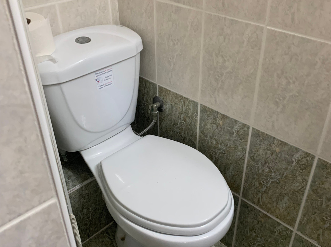 Sunrise Apartments主图