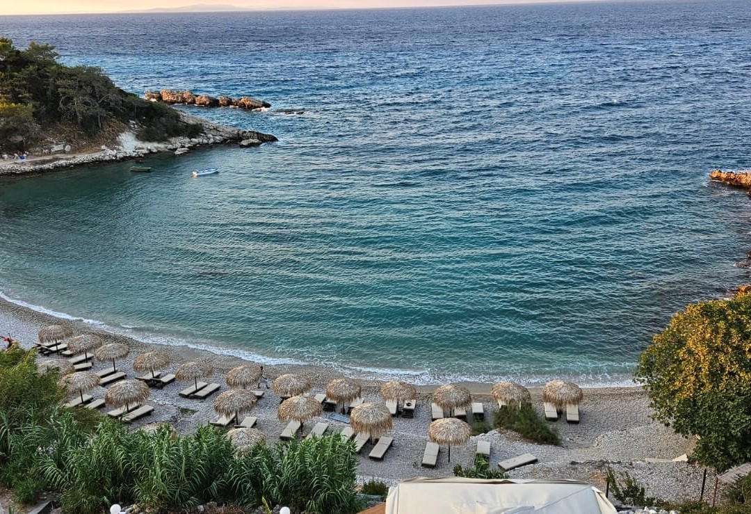 Sunrise Beach景点图片