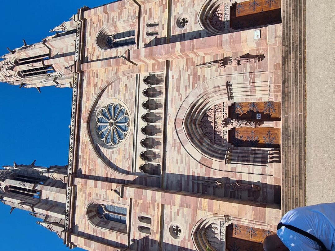 Église Saints Pierre et Paul景点图片