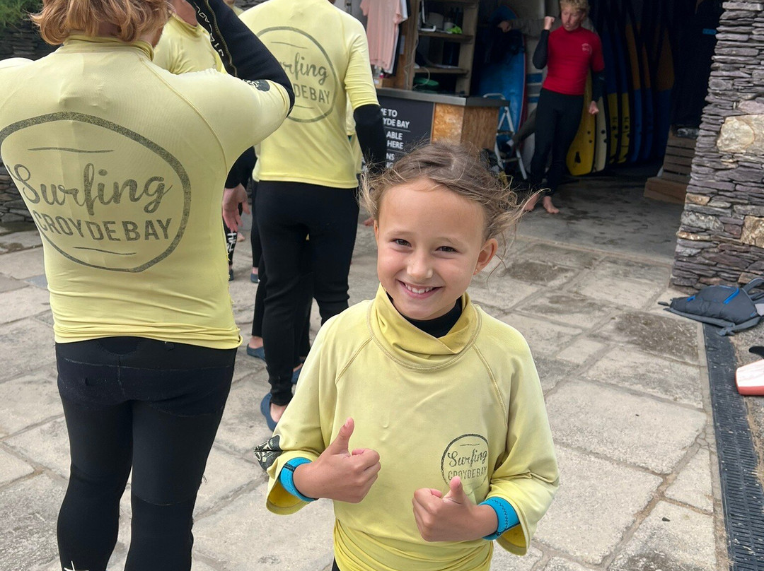 Surfing Croyde Bay-Croyde必去景点
