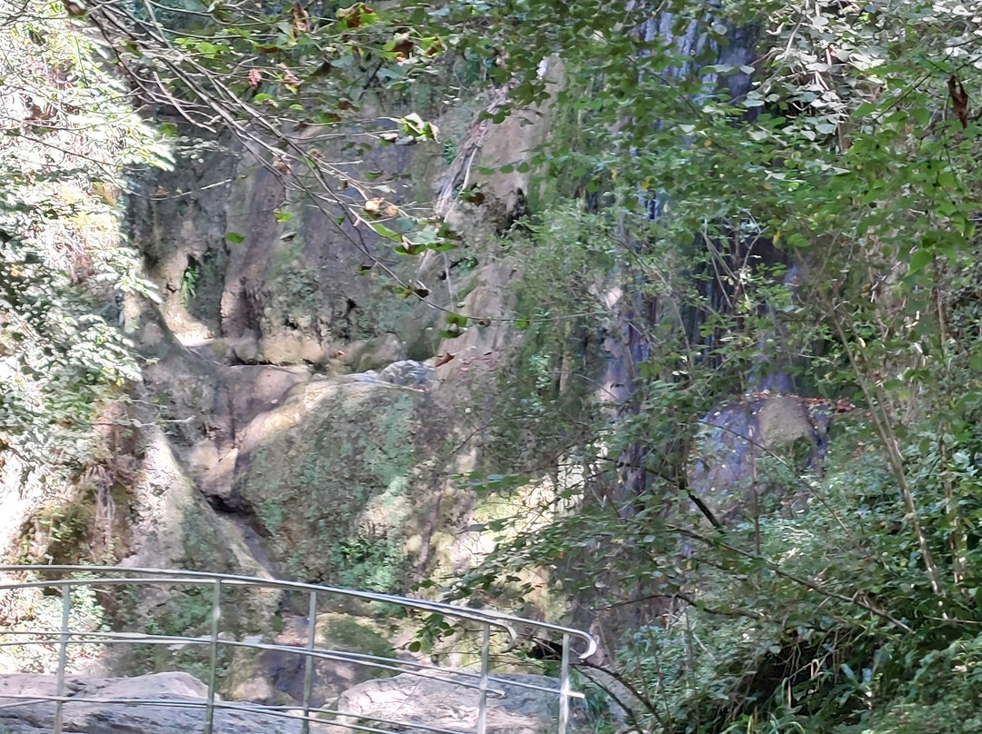 Cascade de la Vallière-Ceyzeriat必去景点