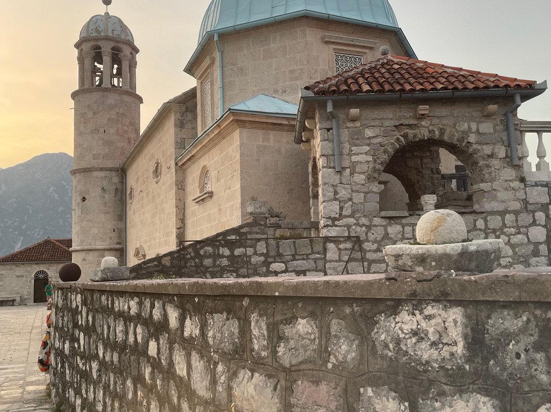 LIMITLESS SPEED BOAT TOURS KOTOR-科托尔必去景点