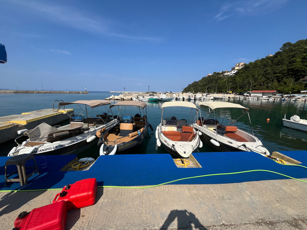 Enalia Boat Rentals景点图片