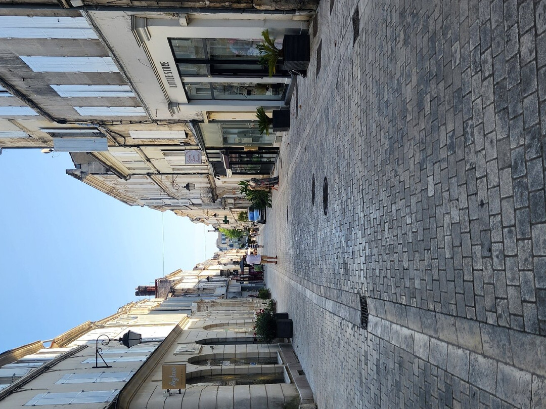 Logis Hôtel l'Oliveraie主图