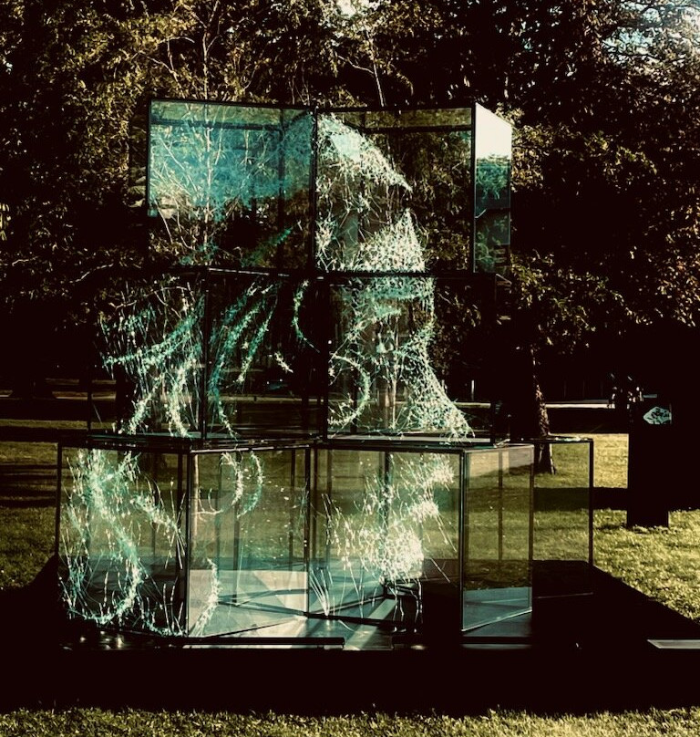 Tosca - Oeuvre Monumentale Simon Berger景点图片