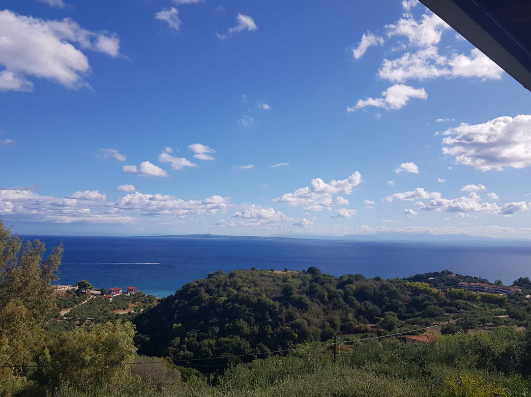 Sea View Village主图