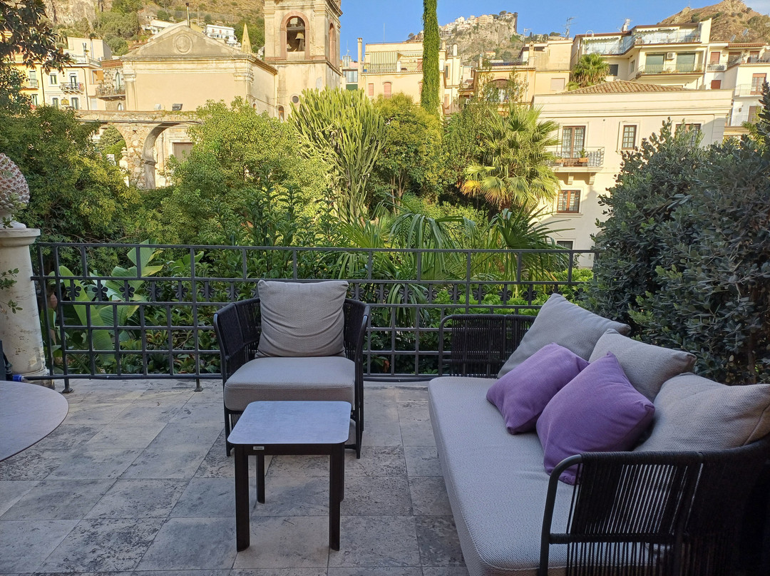 阿什比酒店主图