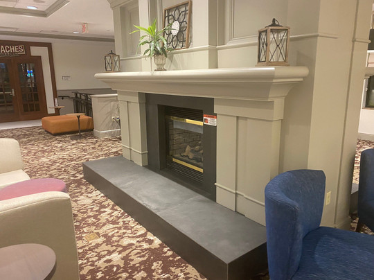 布鲁明顿希尔顿花园旅馆主图