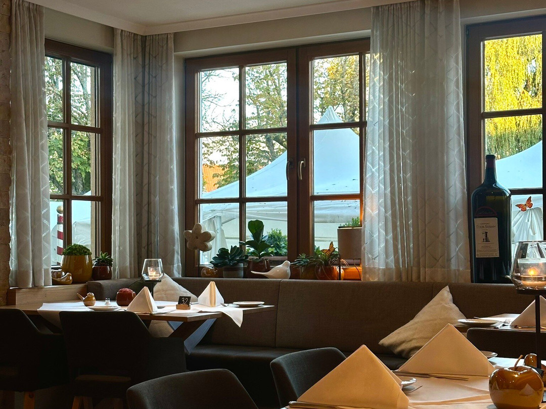 Hotel Gasthof Roessle主图