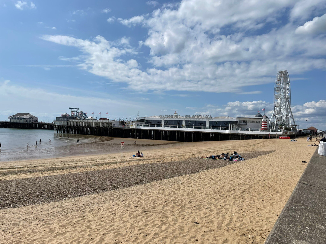 Clacton-on-Sea Beach景点图片