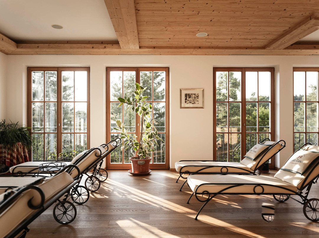 蒂内斯阿尔卑斯休闲木屋主图