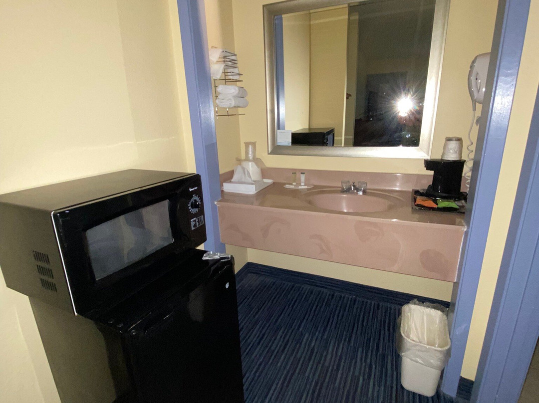 Days Inn by Wyndham Ripley主图