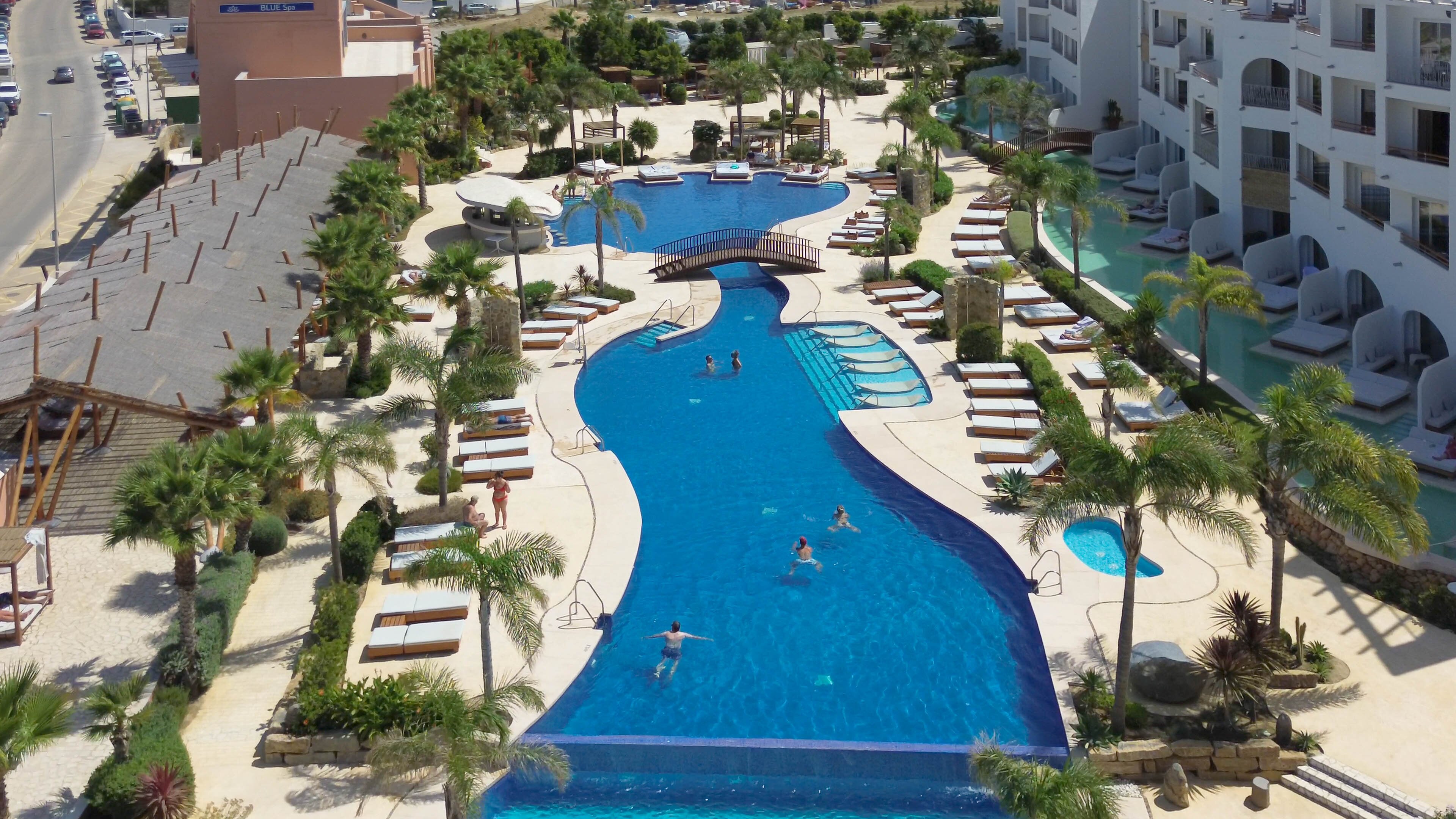 Zahara Beach Hotel-泳池
