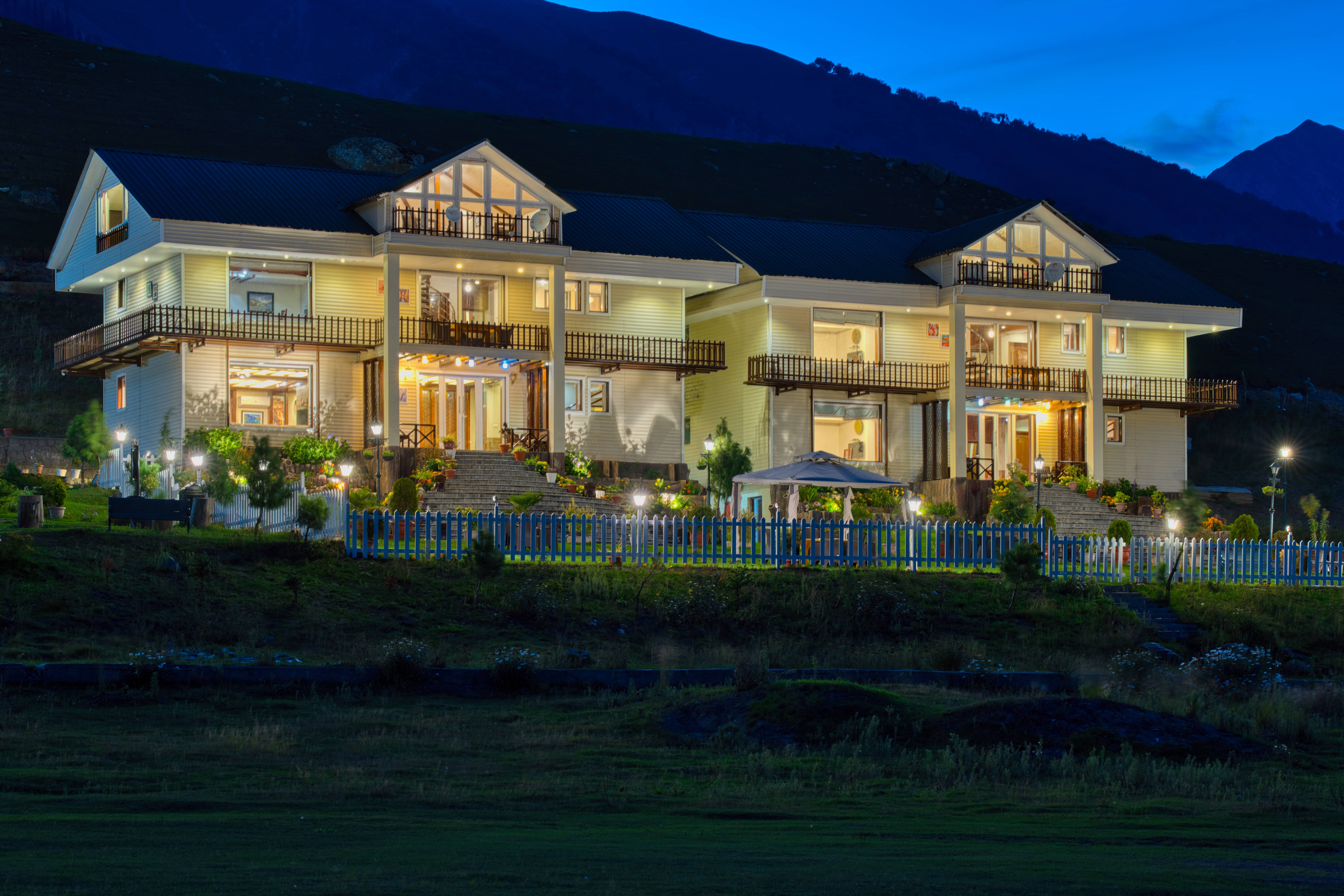 Golden Meadows Hotels & Resort-浴室
