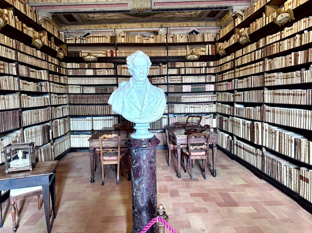 Biblioteca Privata Giacomo Leopardi景点图片
