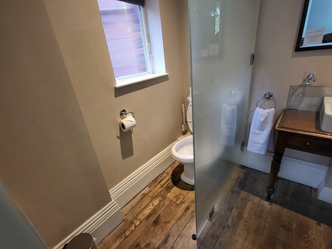 德帕瑞酒店主图