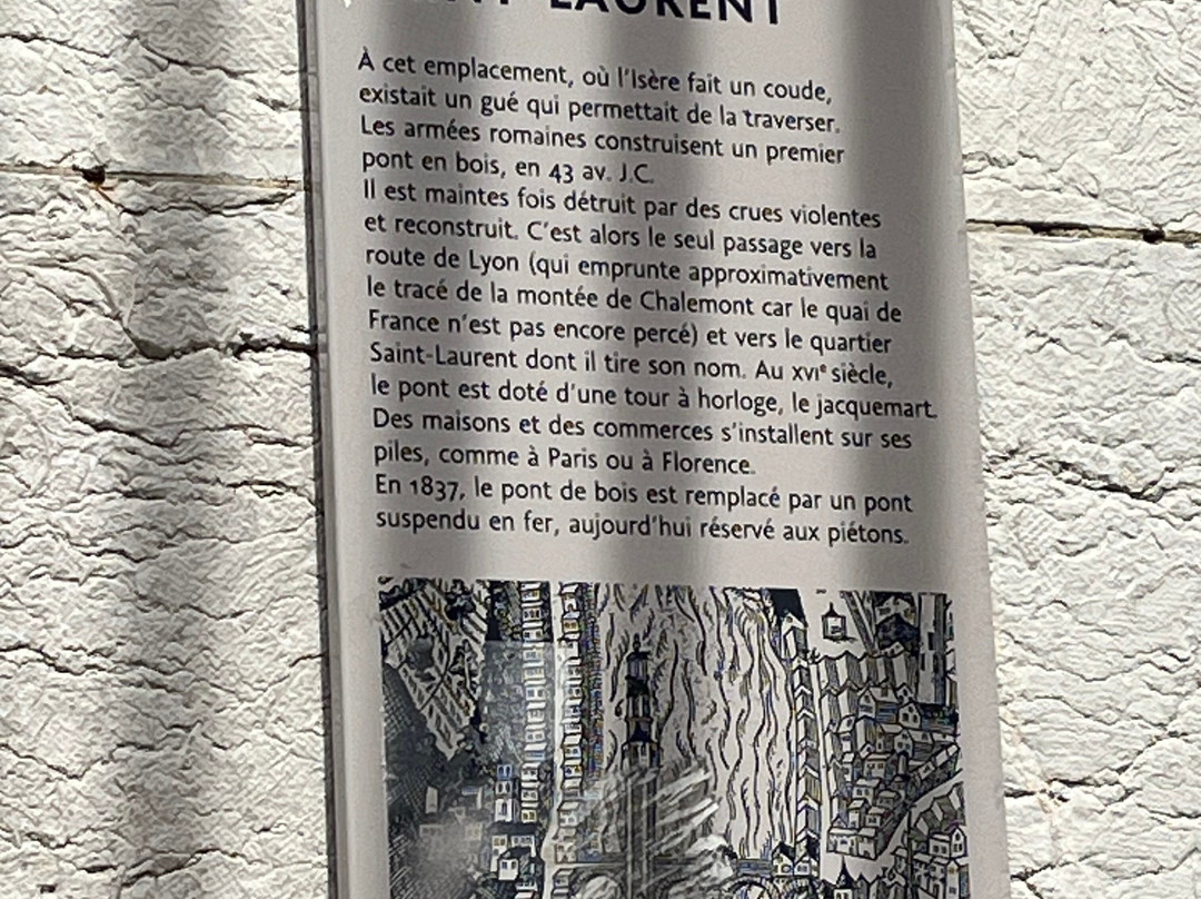 Saint Laurent Bridge景点图片